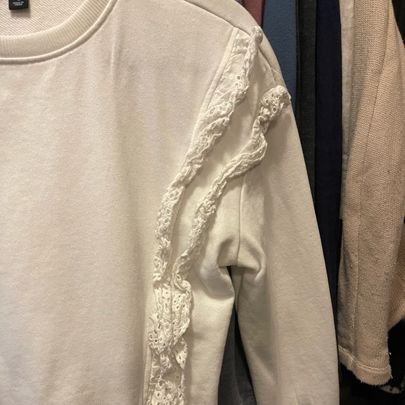 Ruffle sleeves white cropped sweater - Picture 3 of 5